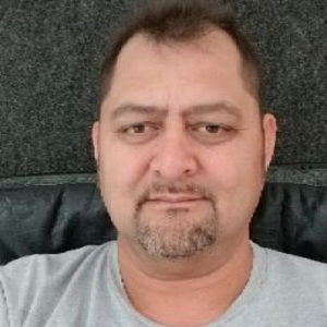 Meet your Posher, Luis